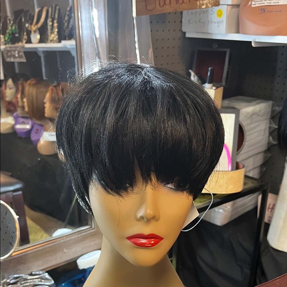 Stylish Black Pixie Cut Women's Wig